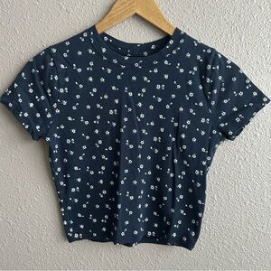 Hollister Navy Floral cropped 100% cotton baby tee